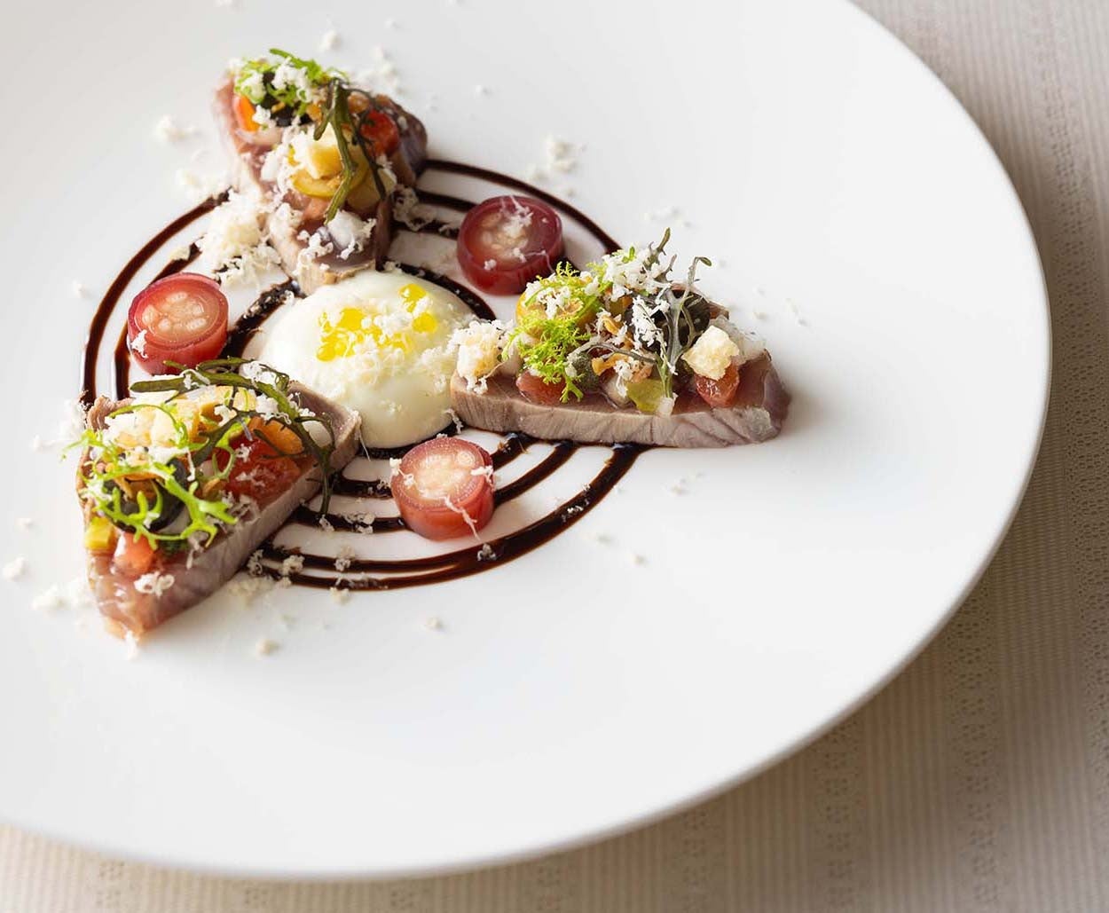 高知県産 鰹・イクラ・アボカドのタルタル仕立て