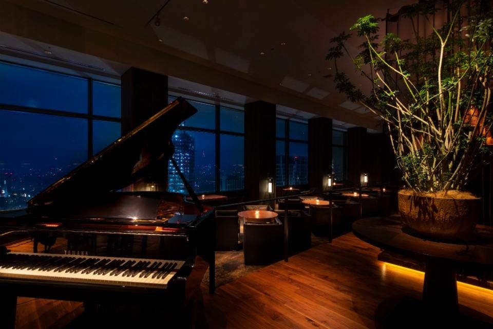 セルリアンタワー東急ホテル　タワーズバー「ベロビスト」