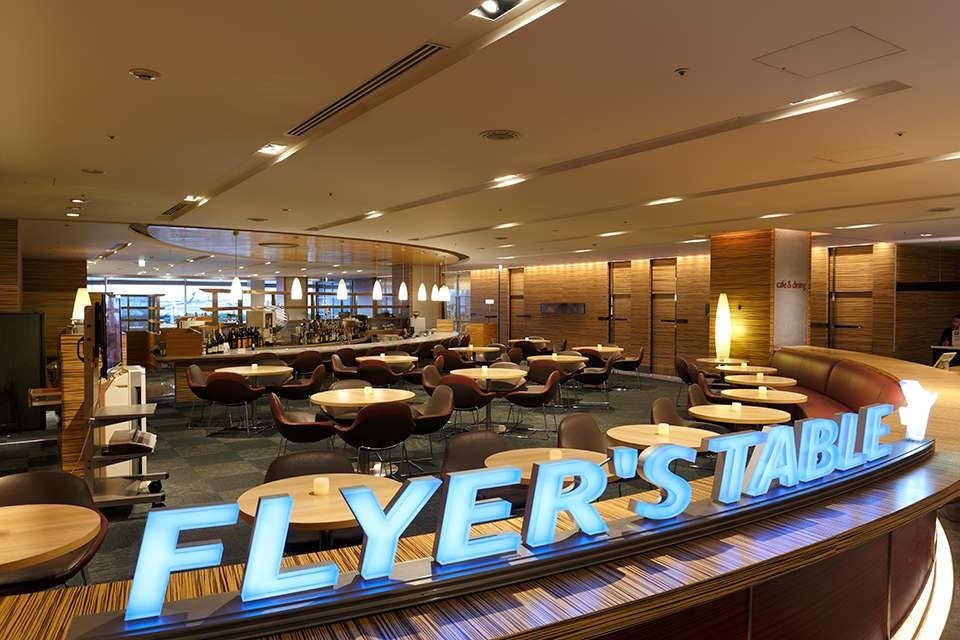 羽田エクセルホテル東急　カフェ＆ダイニング「フライヤーズテーブル」
