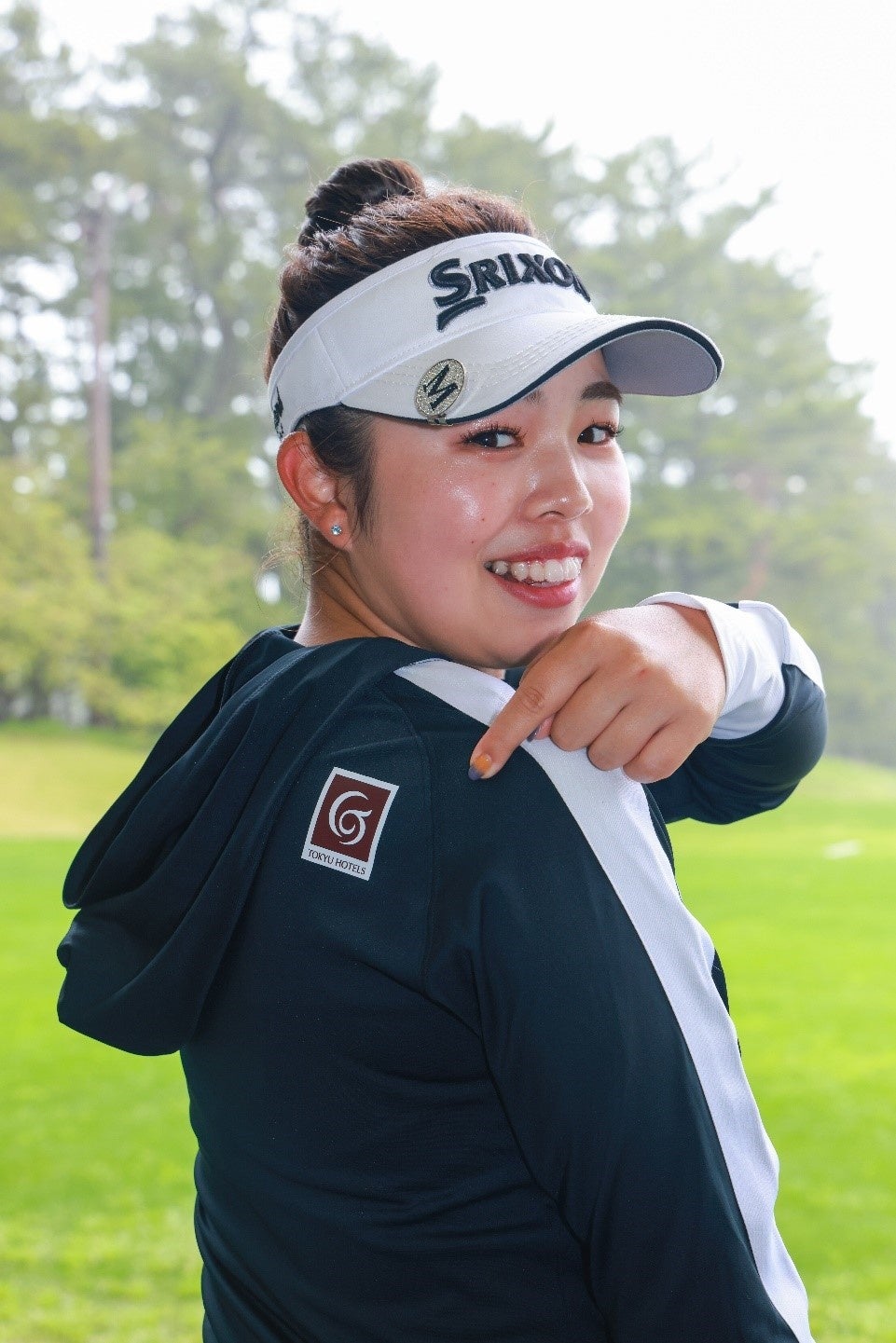 「東急ホテルズ」ロゴをユニフォームに付けた山下美夢有選手