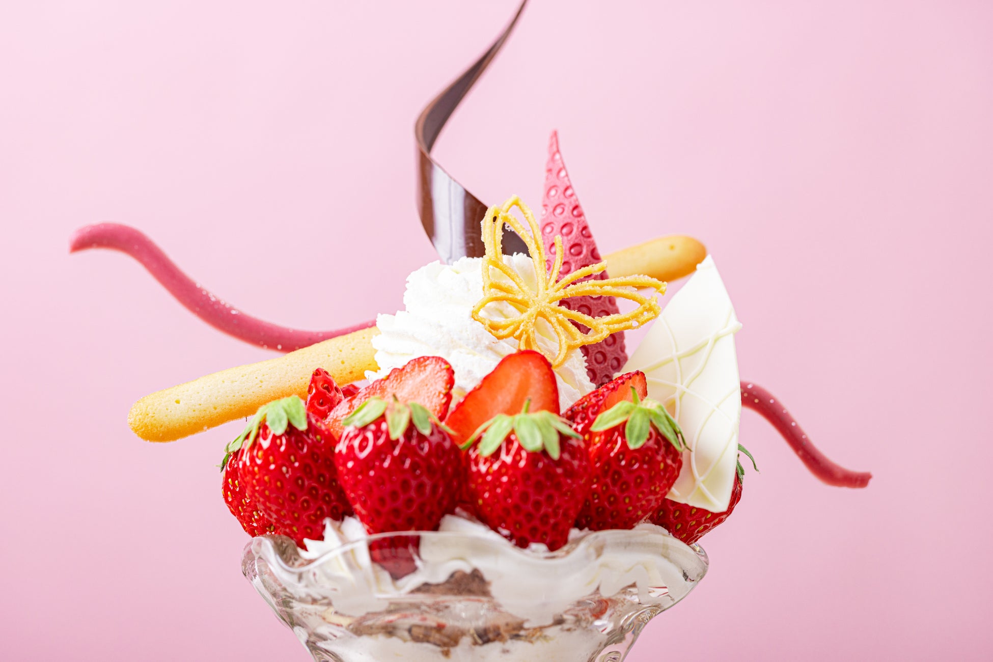 紅ほっぺたっぷりのパフェ