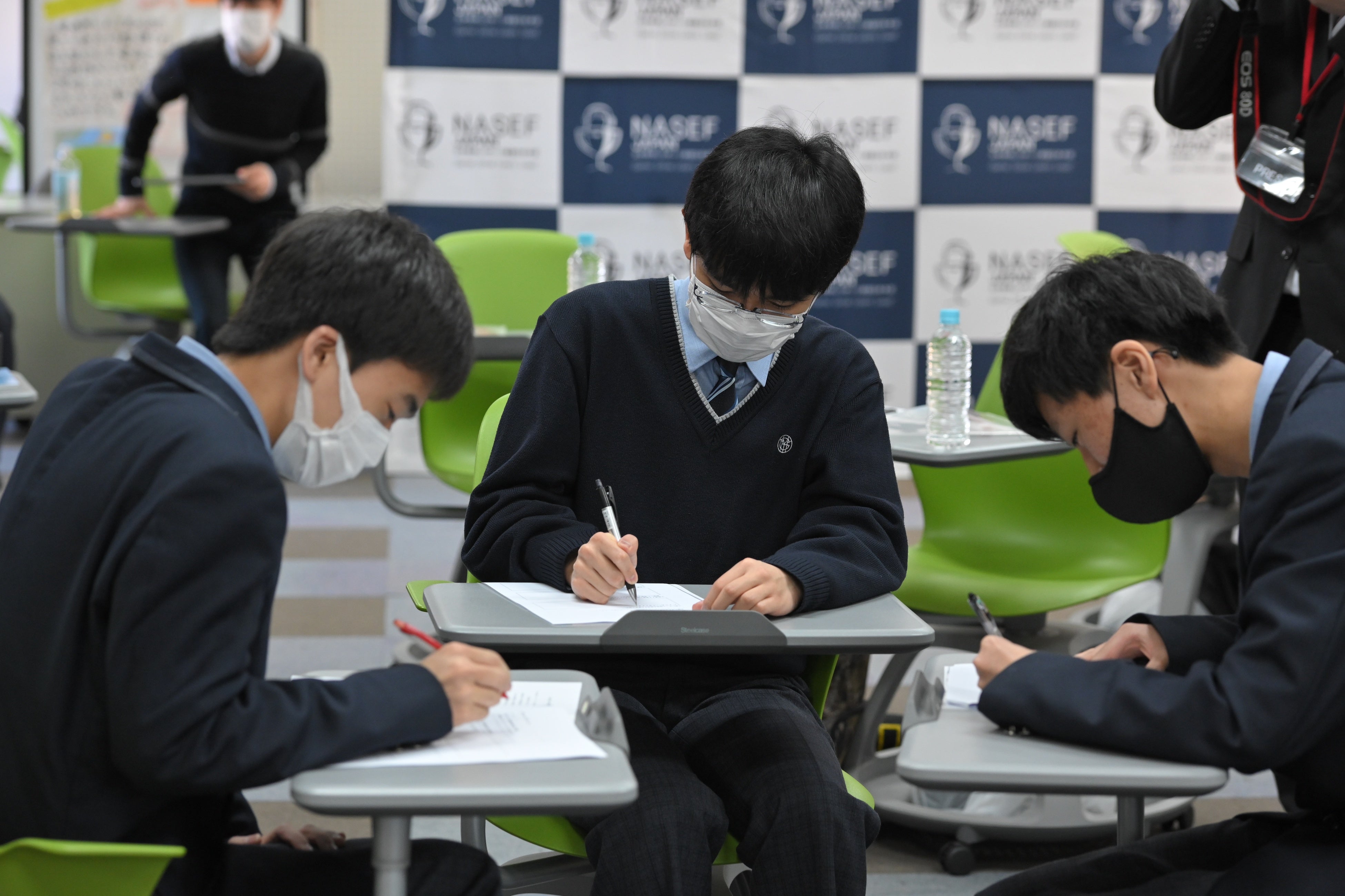 ＜ワークショップを行う様子＞