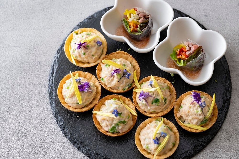 ツナと菜の花の一口パイ／コールドビーフの生春巻き