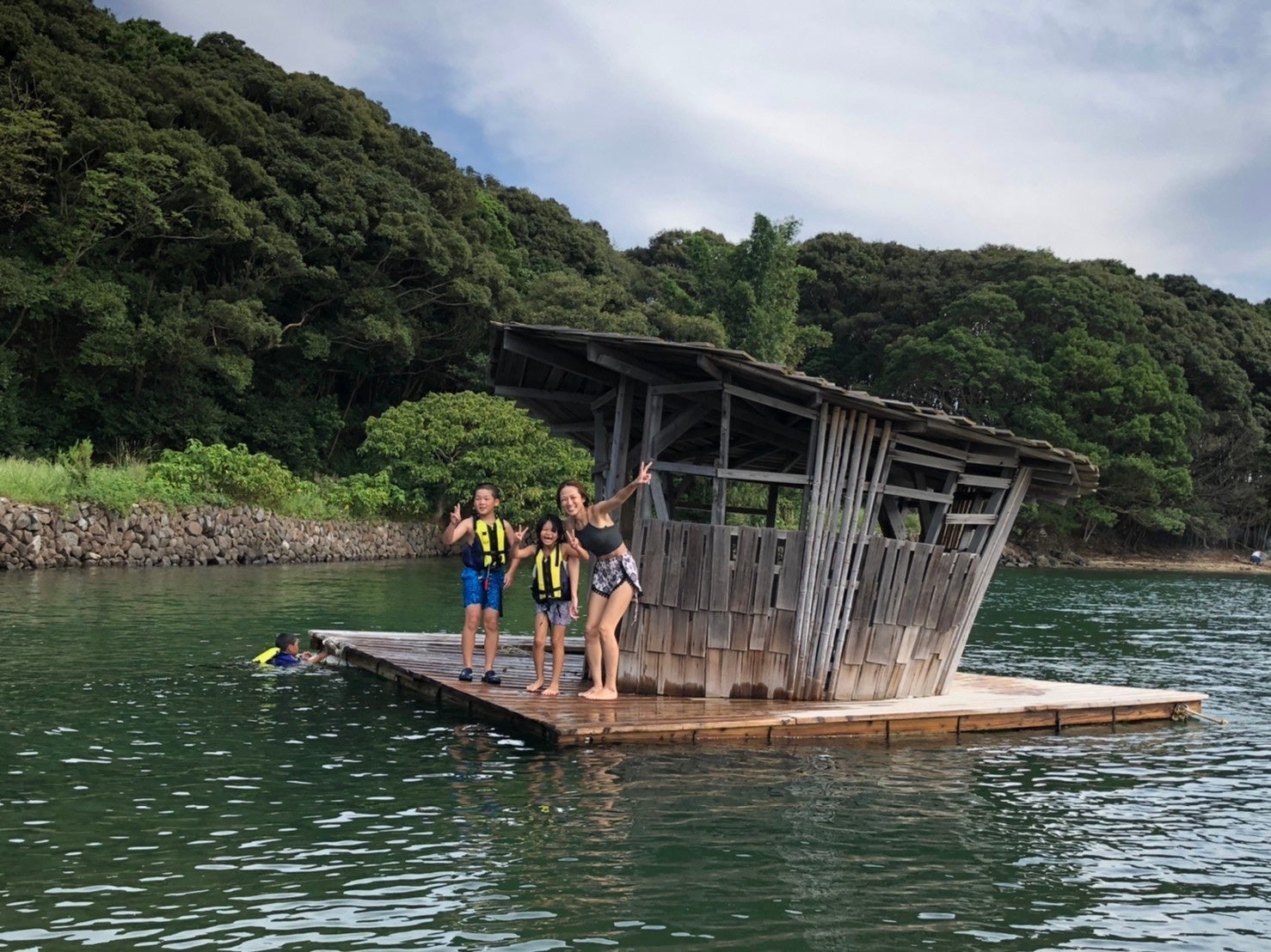 海の秘密基地シーハウス