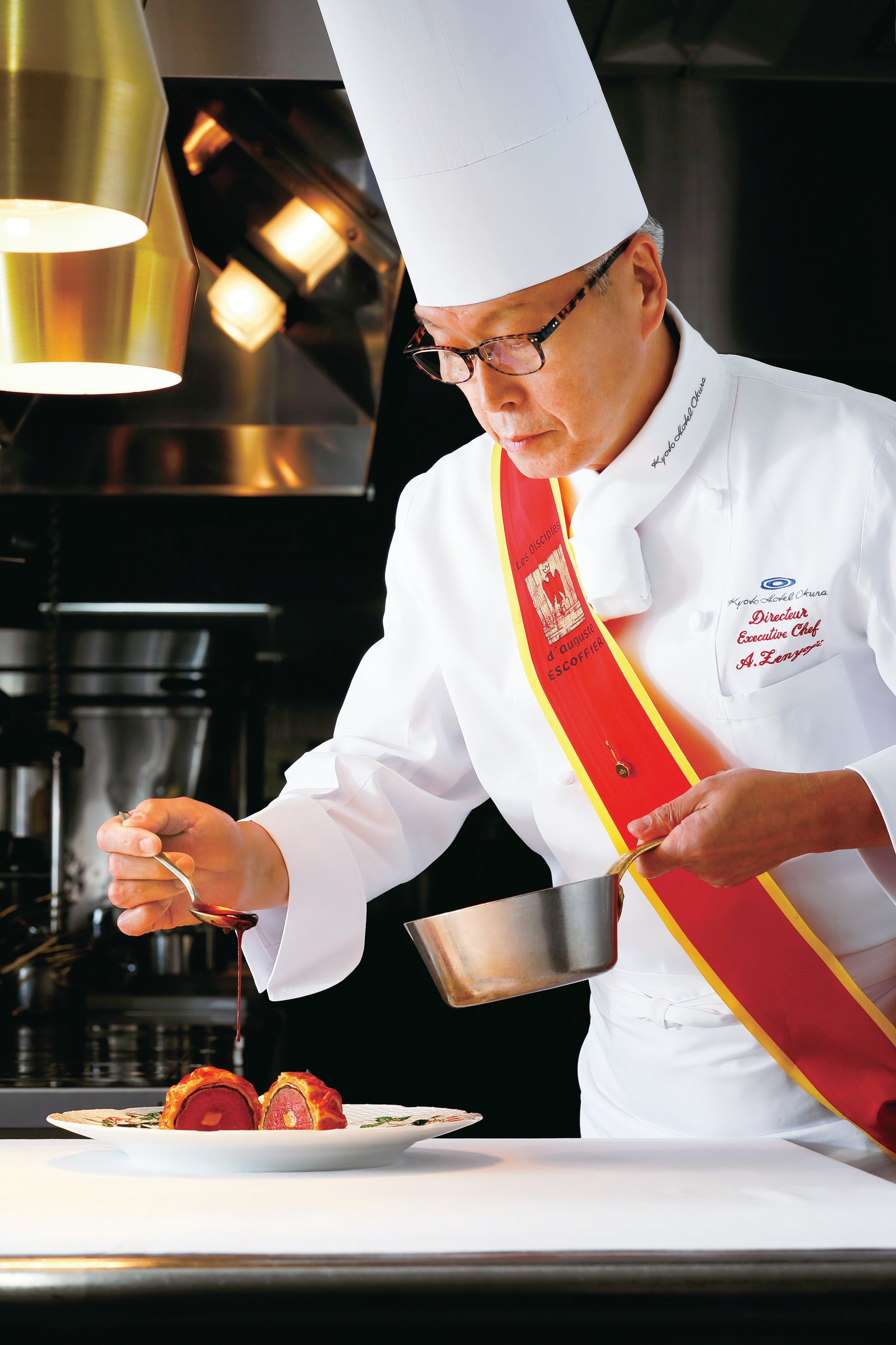 総料理長 善養寺 明