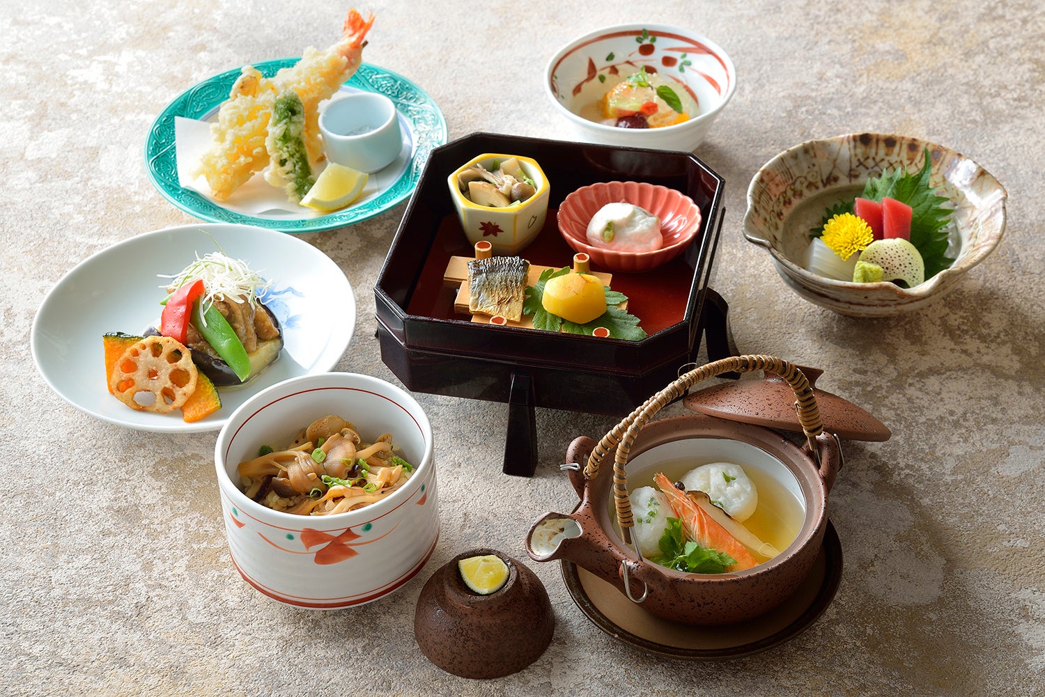 日本料理 さざんか　「松茸土瓶蒸し　秋簾膳」