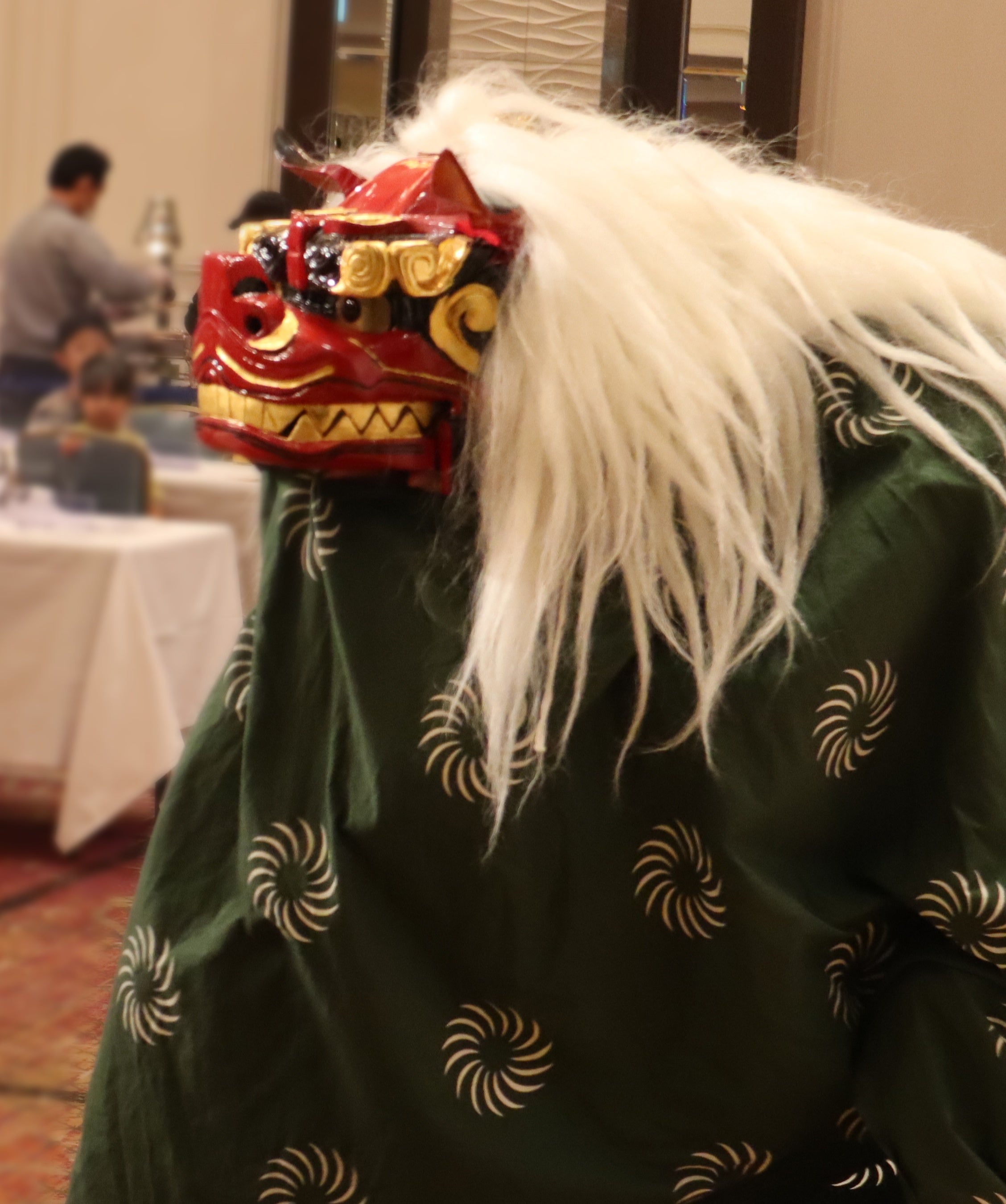 獅子舞も登場