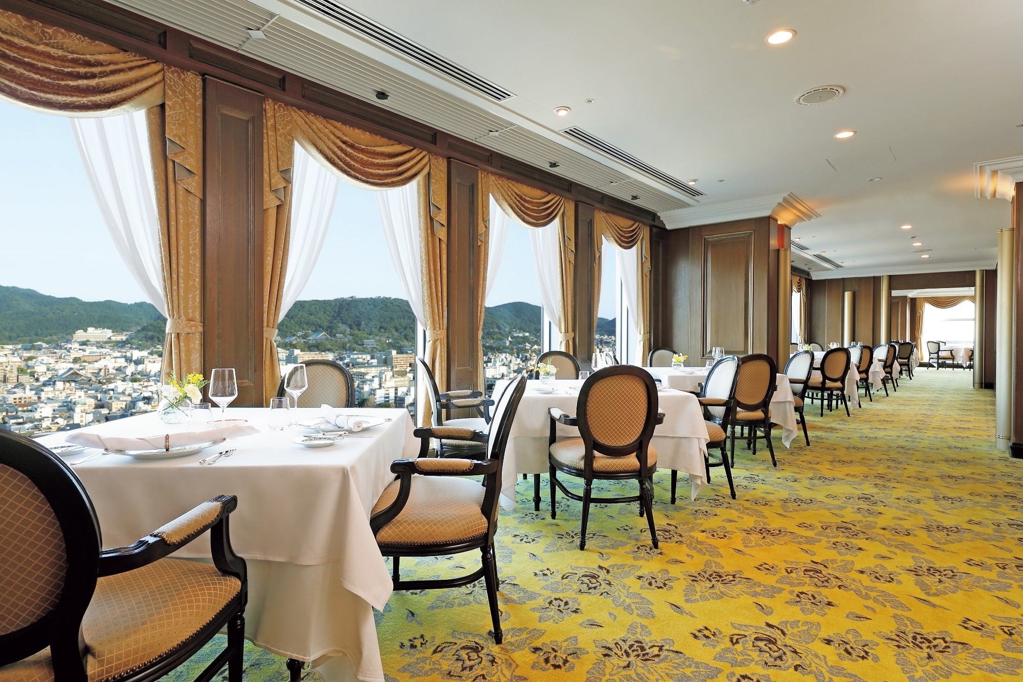 ピトレスク 店内