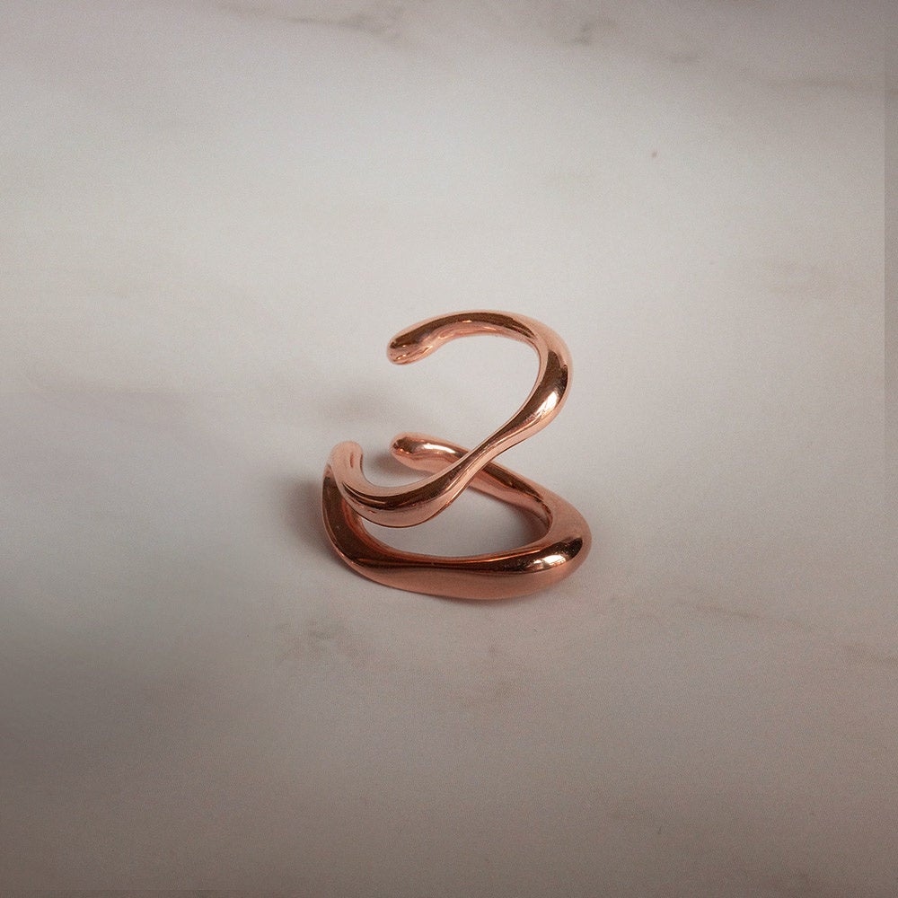 「coulisse (クリス) 」