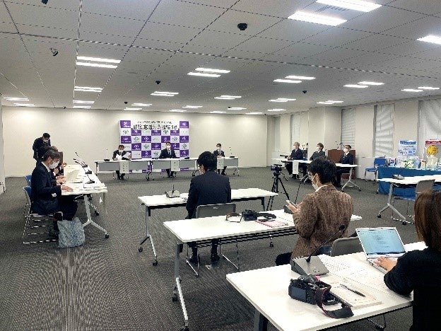 〈締結式の様子〉