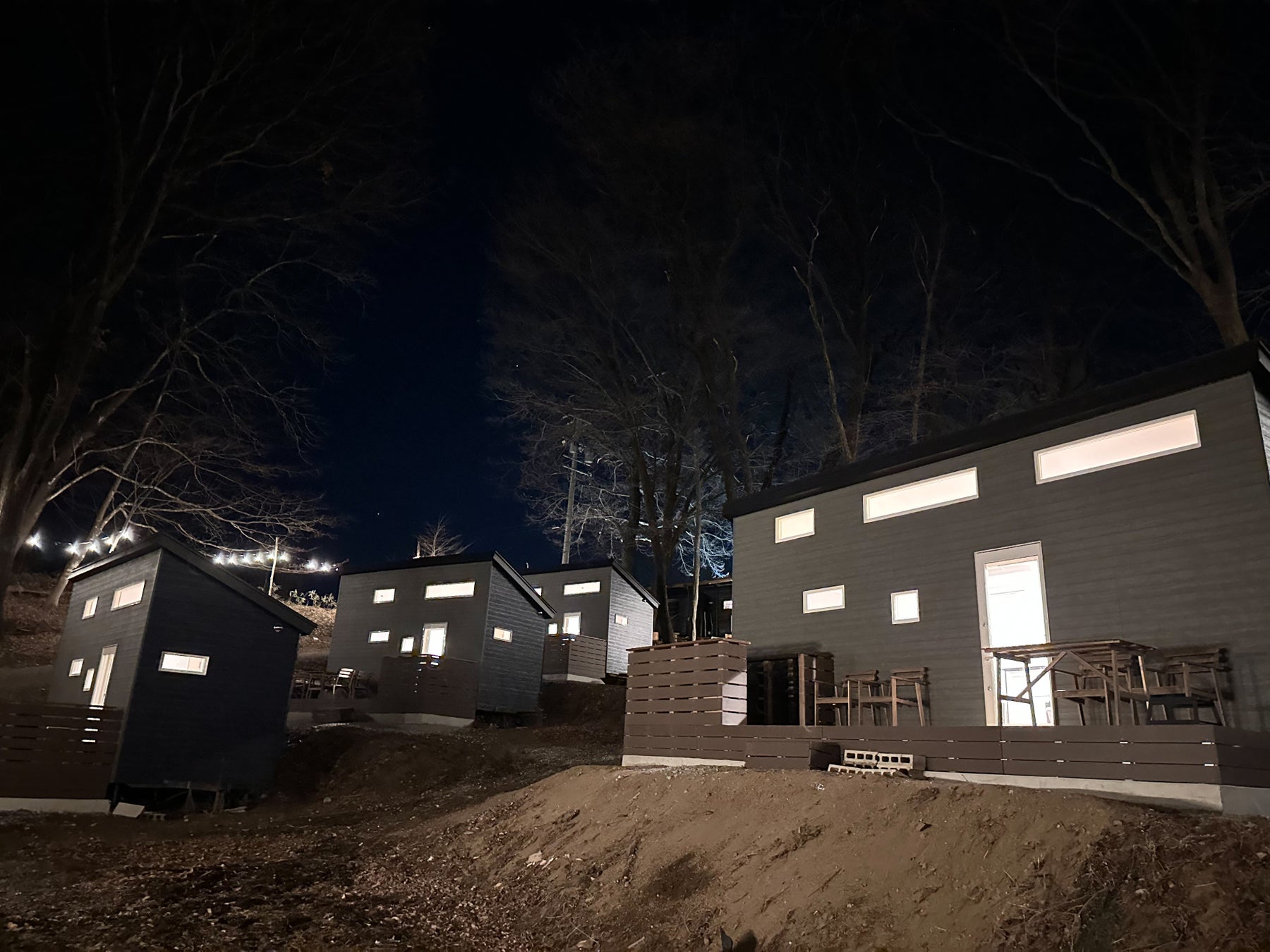 トレーラータイニーハウス夜イメージ