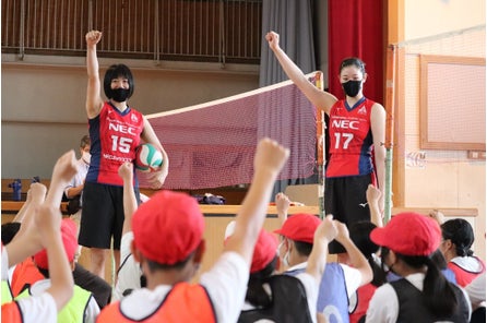 Necレッドロケッツ 島村春世vリーグ通算230試合出場達成 1 23 土 レッドロケッツホームゲーム川崎大会にて達成を記念し受賞セレモニーを実施 日本電気株式会社のプレスリリース Necレッドロケッツ 島村春世vリーグ通算230試合出場達成 1 23 土 レッドロケッツホームゲーム川崎大会にて達成を記念し受賞セレモニーを実施 日本電気株式会社のプレスリリース