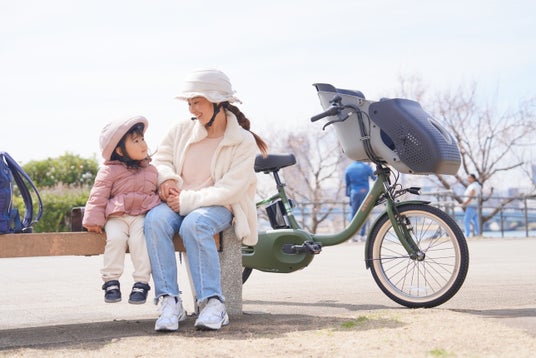 【江東区後援】0~2歳児家庭向け「親子交通安全フェスタ」を豊洲で開催 警察署・図書館・メーカーが連携し、自転車送迎デビューを応援 【江東区後援】0~2歳児家庭向け「親子交通安全フェスタ」を豊洲で開催 警察署・図書館・メーカーが連携し、自転車送迎デビューを応援