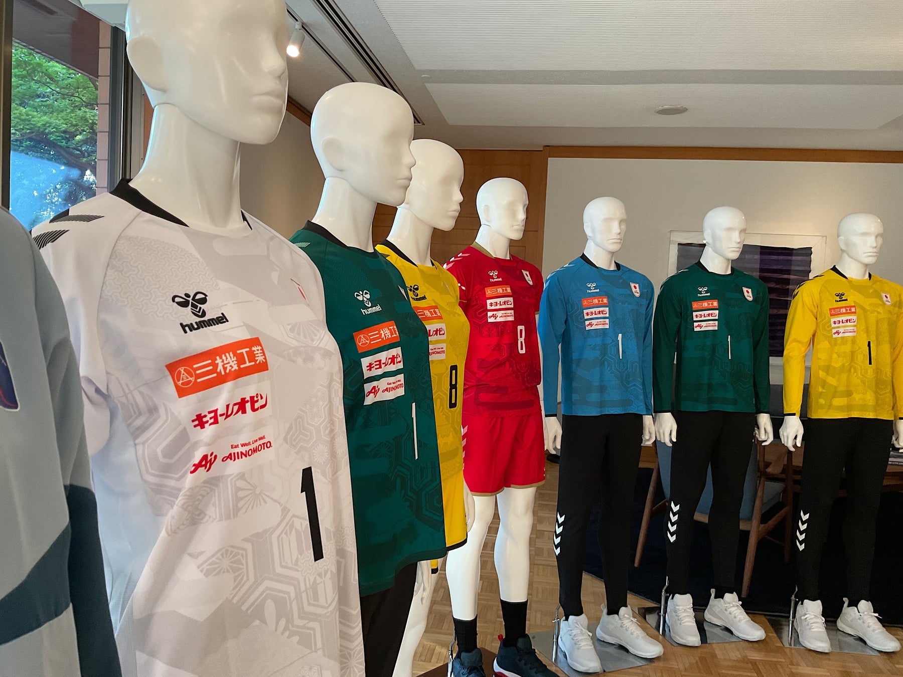 ヒュンメルがハンドボール日本代表のユニフォームを発表 株式会社エスエスケイのプレスリリース ヒュンメルがハンドボール日本代表のユニフォームを発表 株式会社エスエスケイのプレスリリース