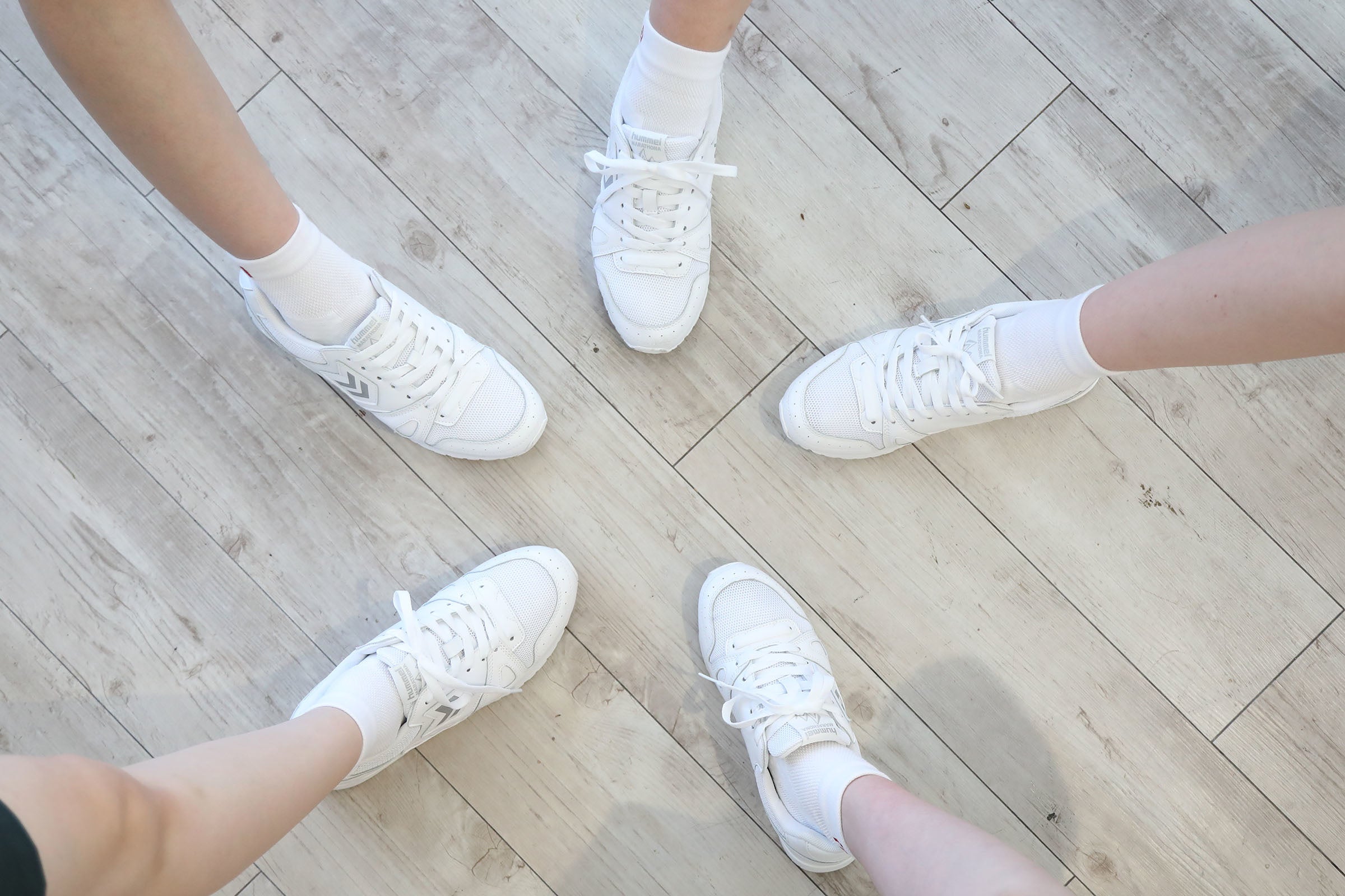 ヒュンメルがサステナブルコレクション「フォイエ」ローンチ