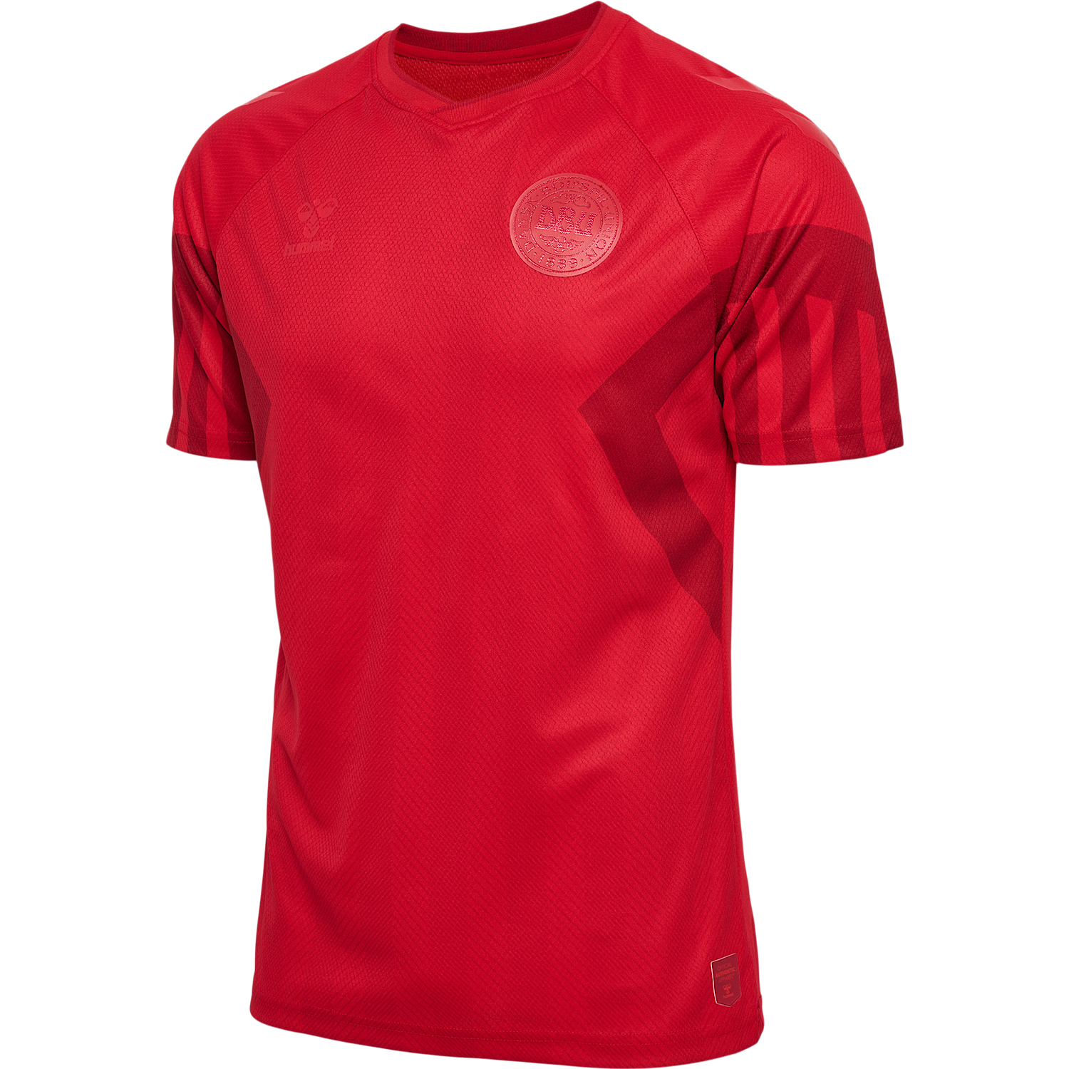 ヒュンメルがカタールで戦うデンマーク代表の新ユニフォーム発表