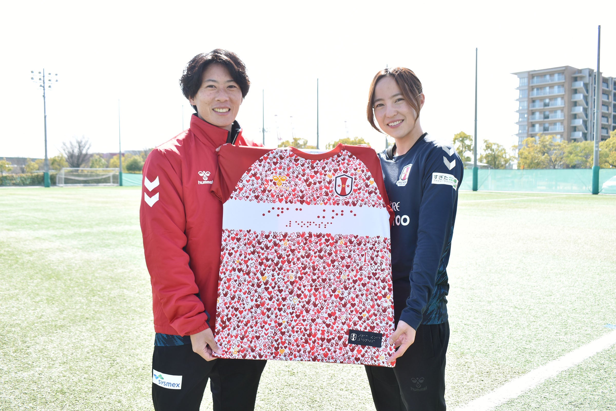 選手サイン入り hummel INAC KOBE サッカーシャツ Mサイズサイズ 美品】hummel×INAC KOBE 企業ロゴ ゲームシャツ サッカーTシャツ