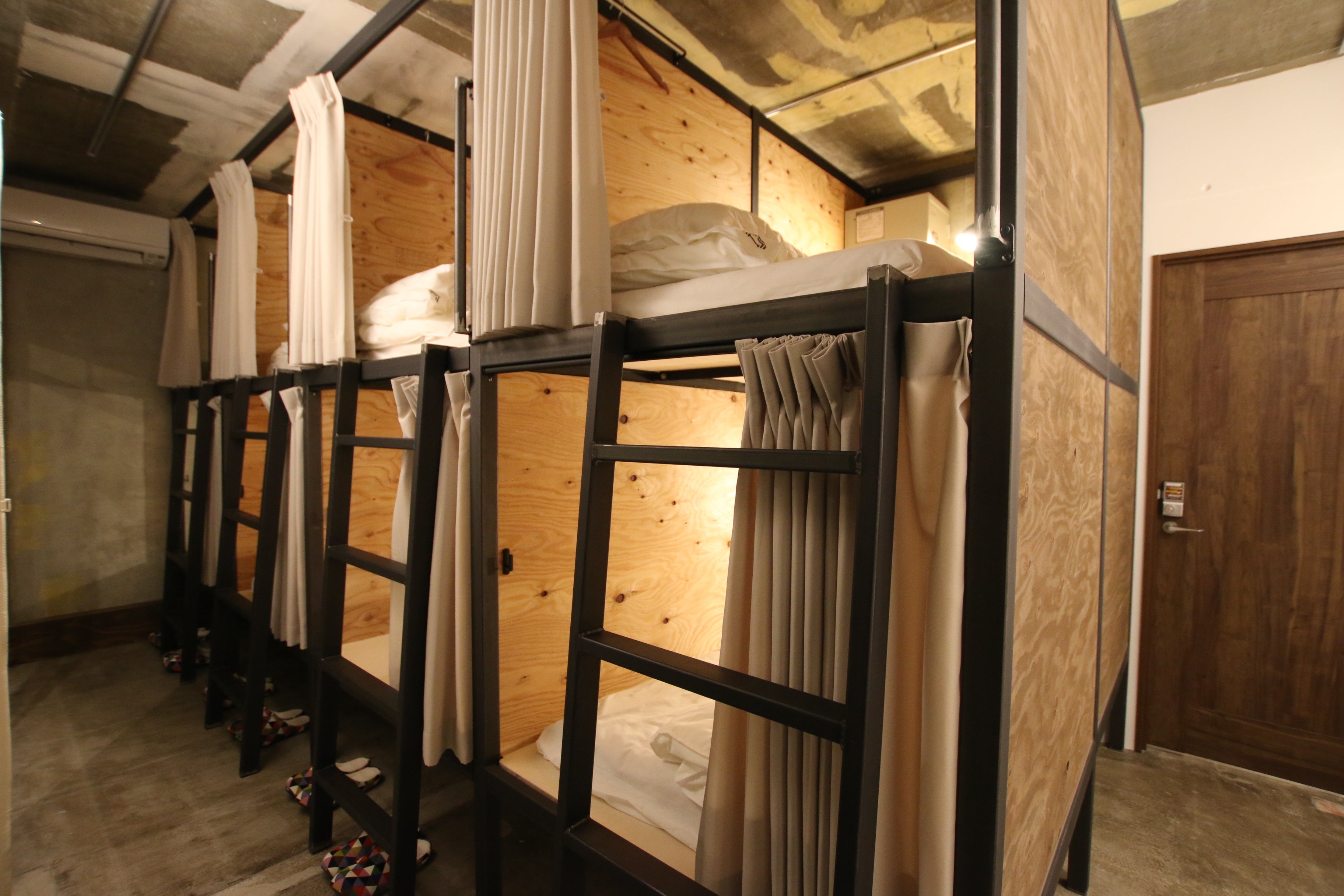 カプセルタイプのドミトリー