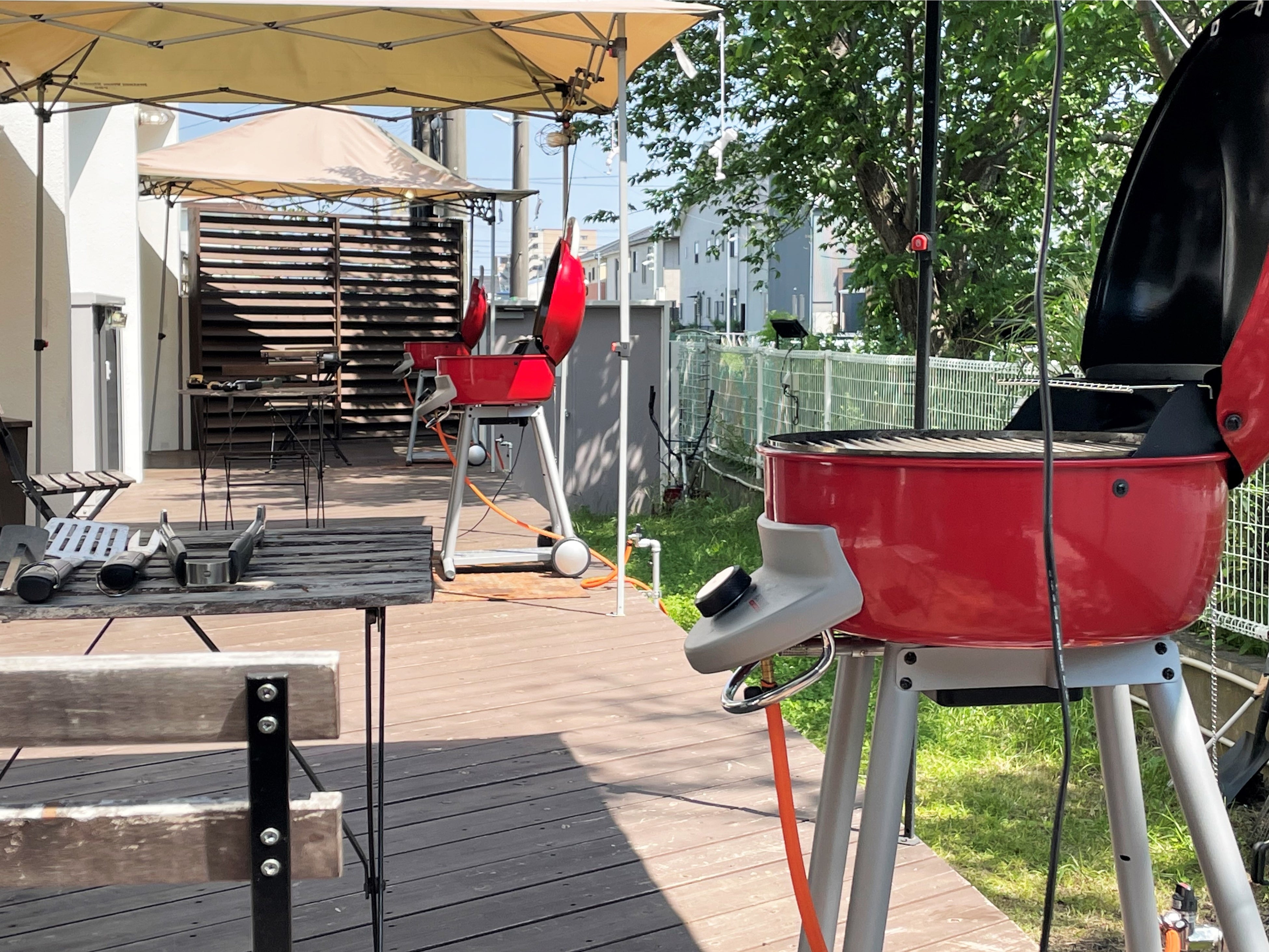 ウッドデッキでBBQ