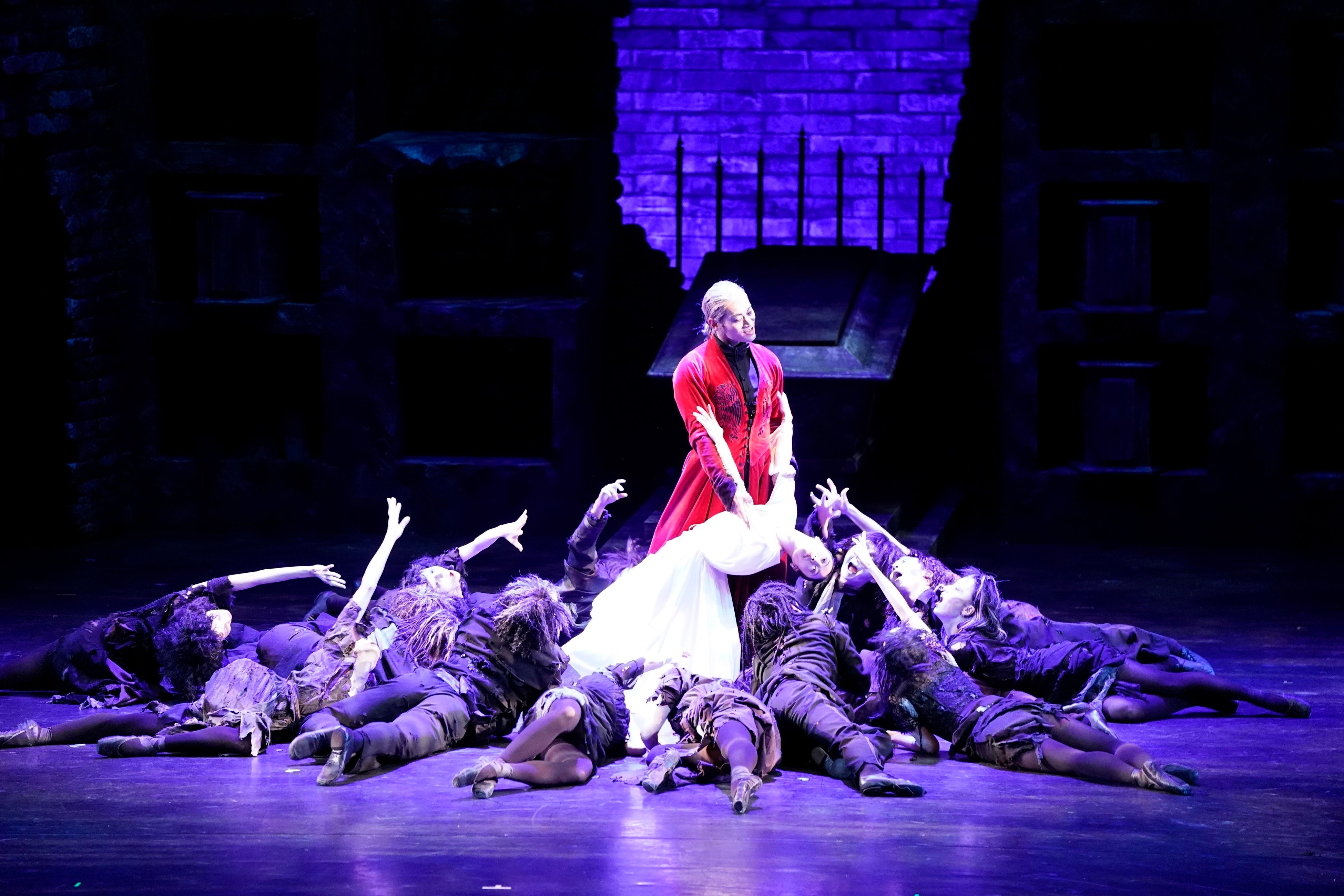 「ドラキュラ」2021年8月