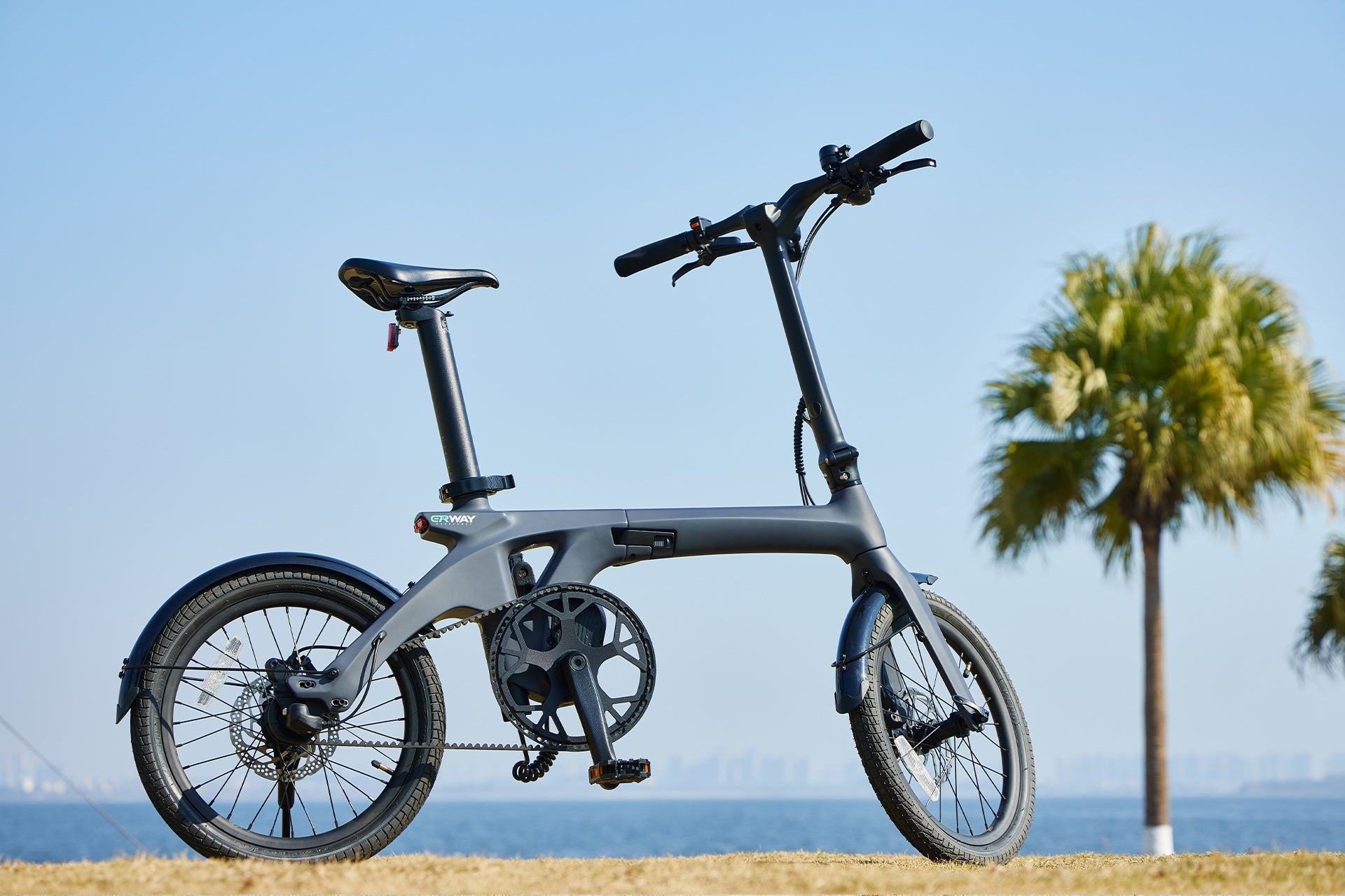 【リユース品】折りたたみ電動アシスト自転車 ERWAY A02 グレー ERWAY A02 折り畳み電動アシスト自転車 予備バッテリー付き