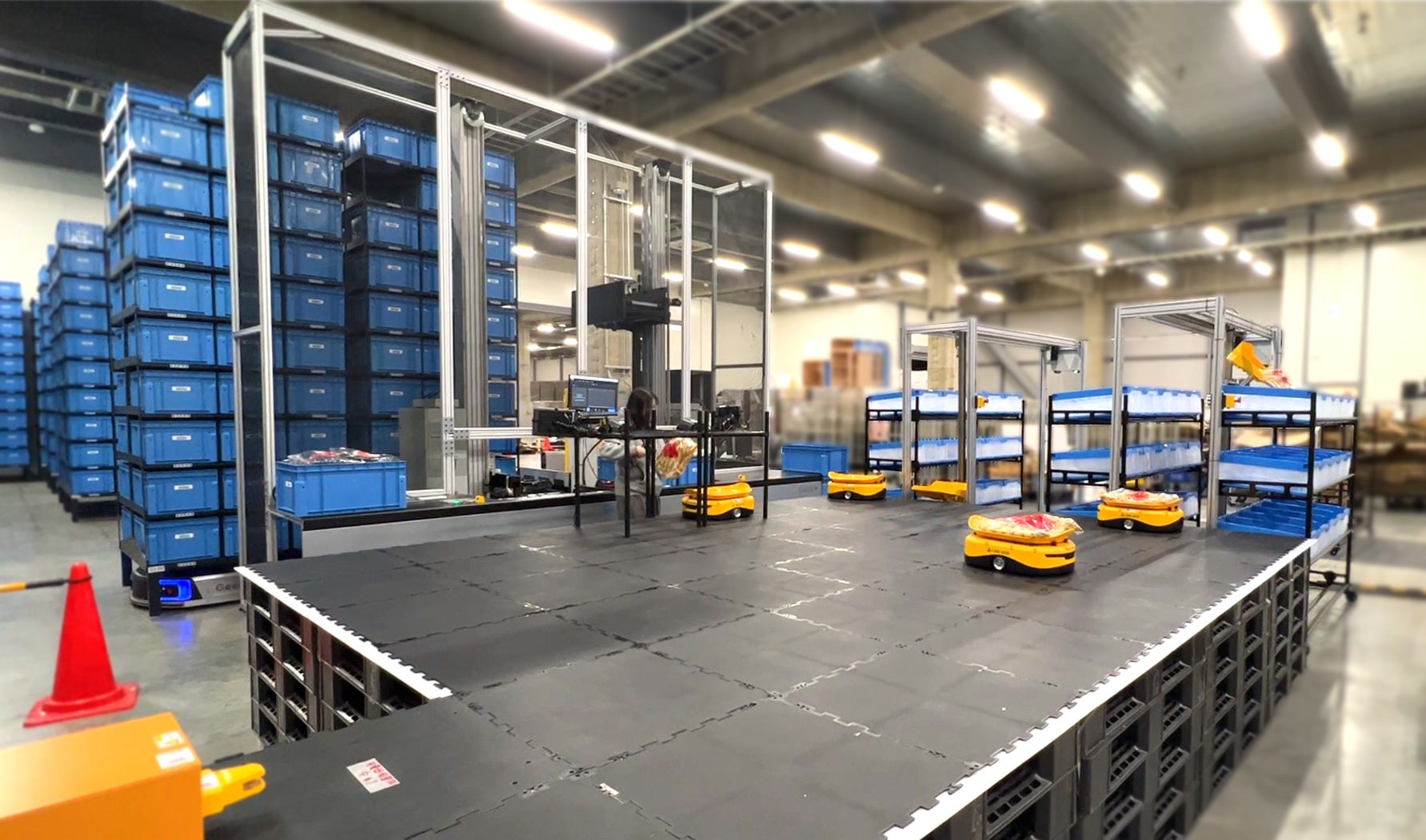 相模原LaaSセンターで稼働中の「PopPick」と「t-Sort 3D」