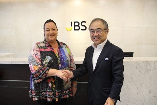 Crayon EVP Asia Pacific Rhonda Robati 氏、JBS 代表取締役社長 牧田 幸弘