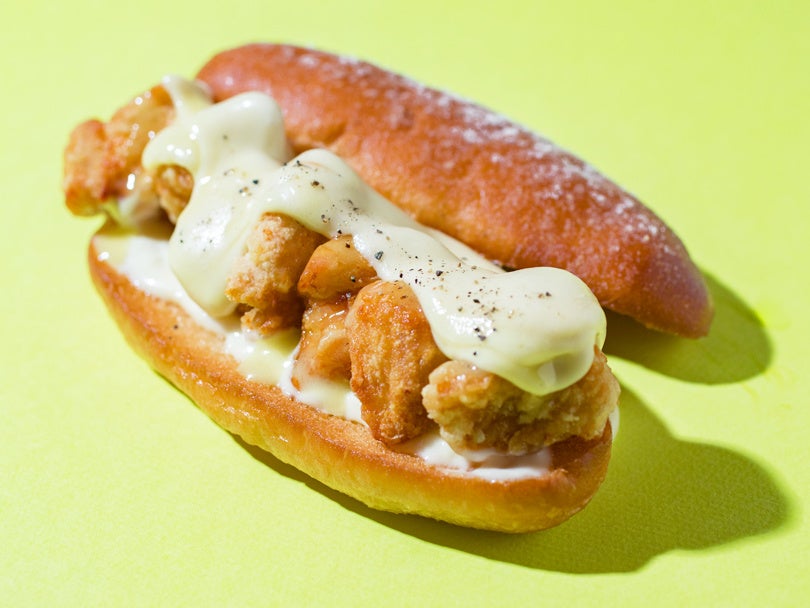 ボリューミーすぎる！？「無限∞揚げぱんサンド」