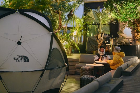 【冬季限定】THE NORTH FACE x THE AOYAMA GRAND HOTEL ルーフトップバー “The Top.” 冬を楽しむアウトドアコラボレーション 【冬季限定】THE NORTH FACE x THE AOYAMA GRAND HOTEL ルーフトップバー “The Top.” 冬を楽しむアウトドアコラボレーション