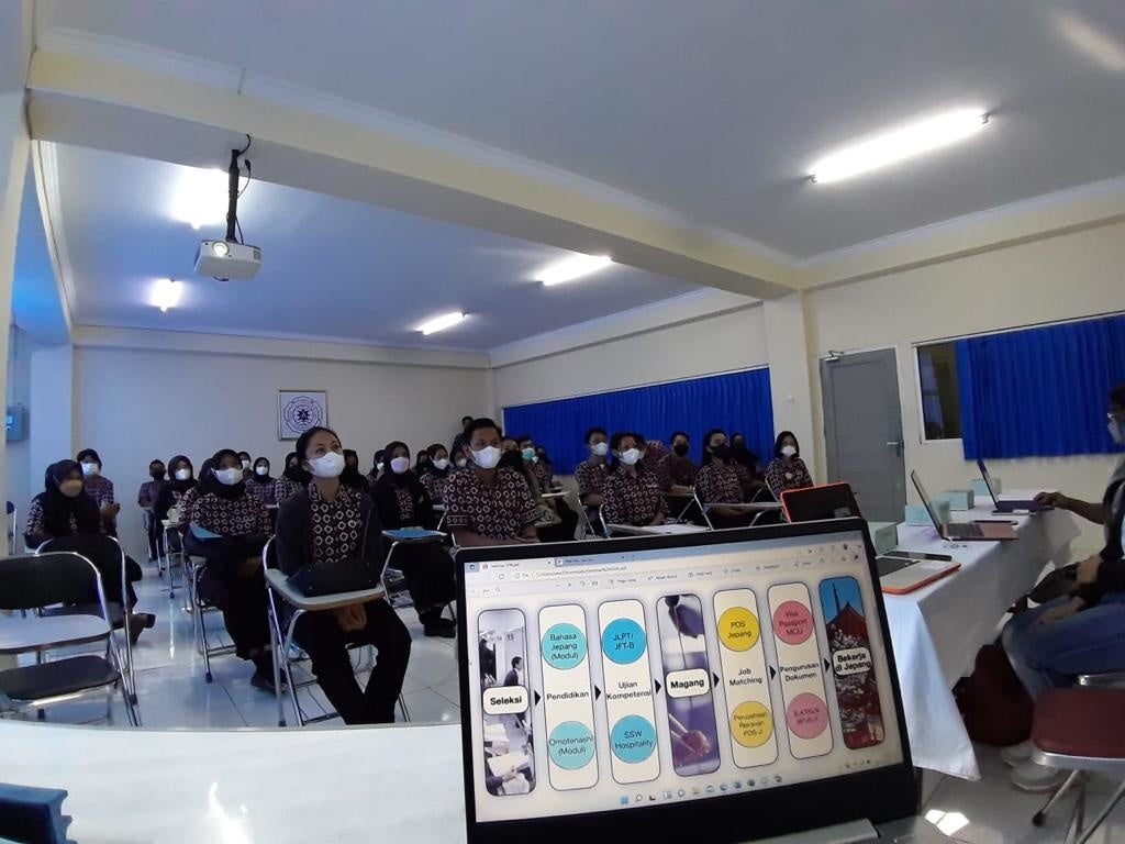 STIPRAM大学での様子