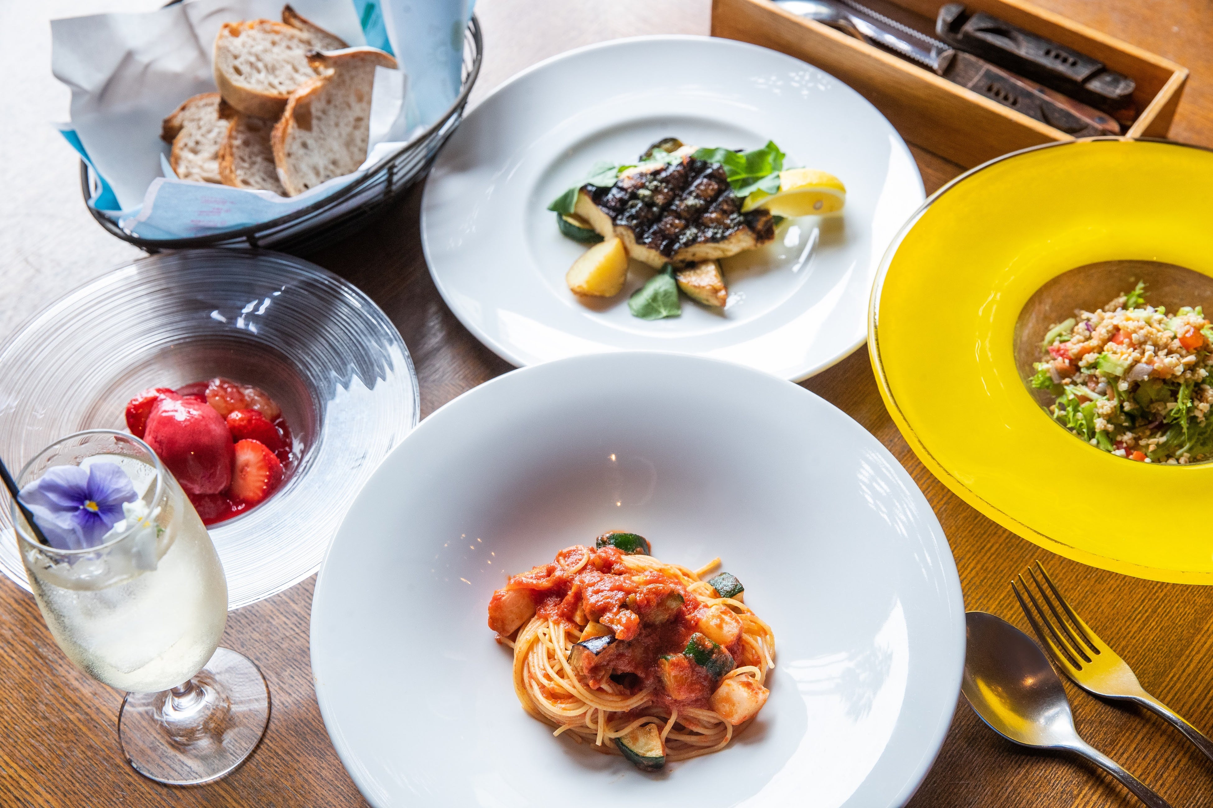 夕食：魚と野菜を中心として身身体に優しいイタリアンコース