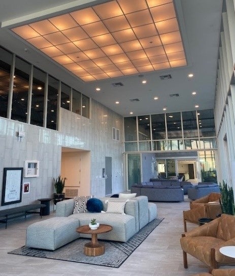 「アルタ インク」共用部内観