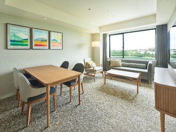 客室に展示しているアート作品