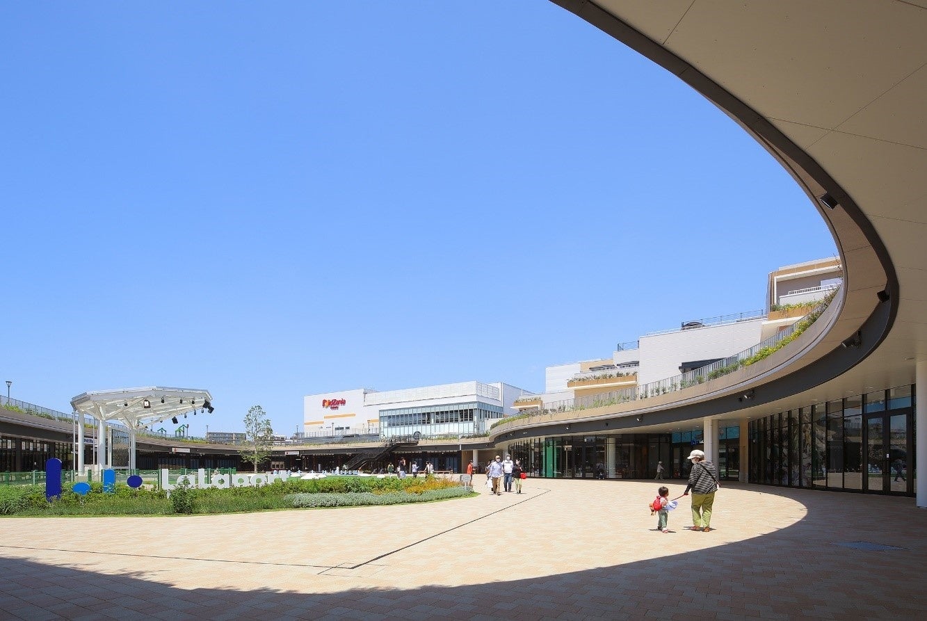 「ららぽーと福岡」「 キッザニア 福岡」外観