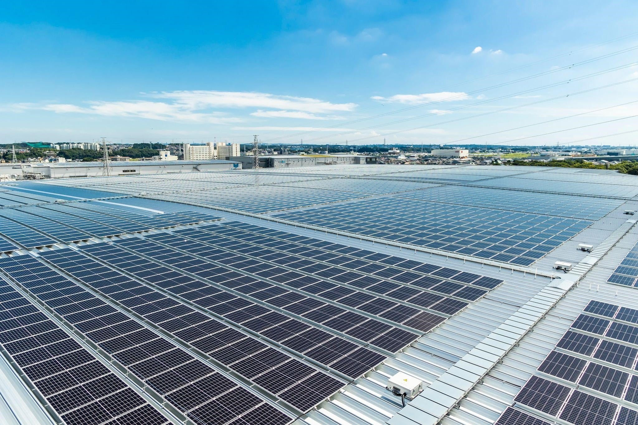 「MFLP海老名Ⅰ」屋上に設置された太陽光パネル