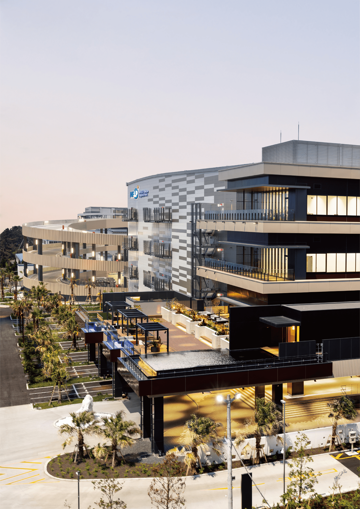 「MFLP市川塩浜Ⅱ」外観