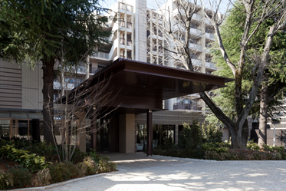 「パークシティ武蔵野桜堤 桜景邸」エントランス