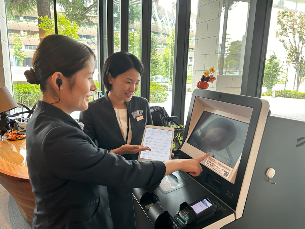 宿泊施設での「Teachme Biz」活用イメージ