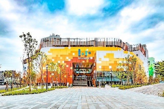 三井ショッピングパーク ららぽーと台中　外観