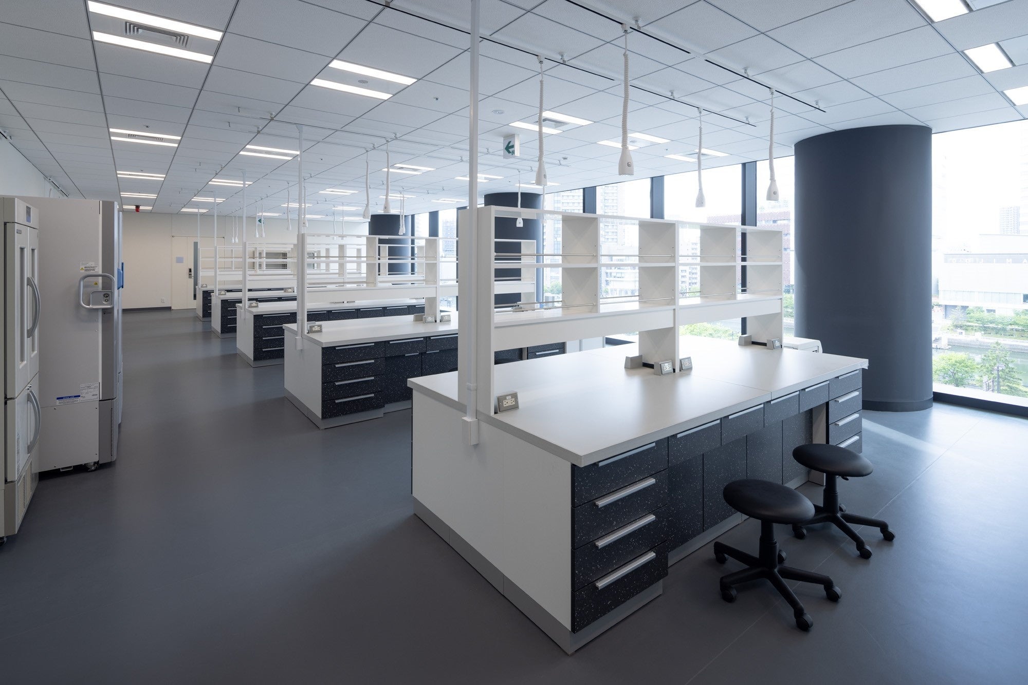 5階　シェアラボ　一般実験室（20ベンチ）