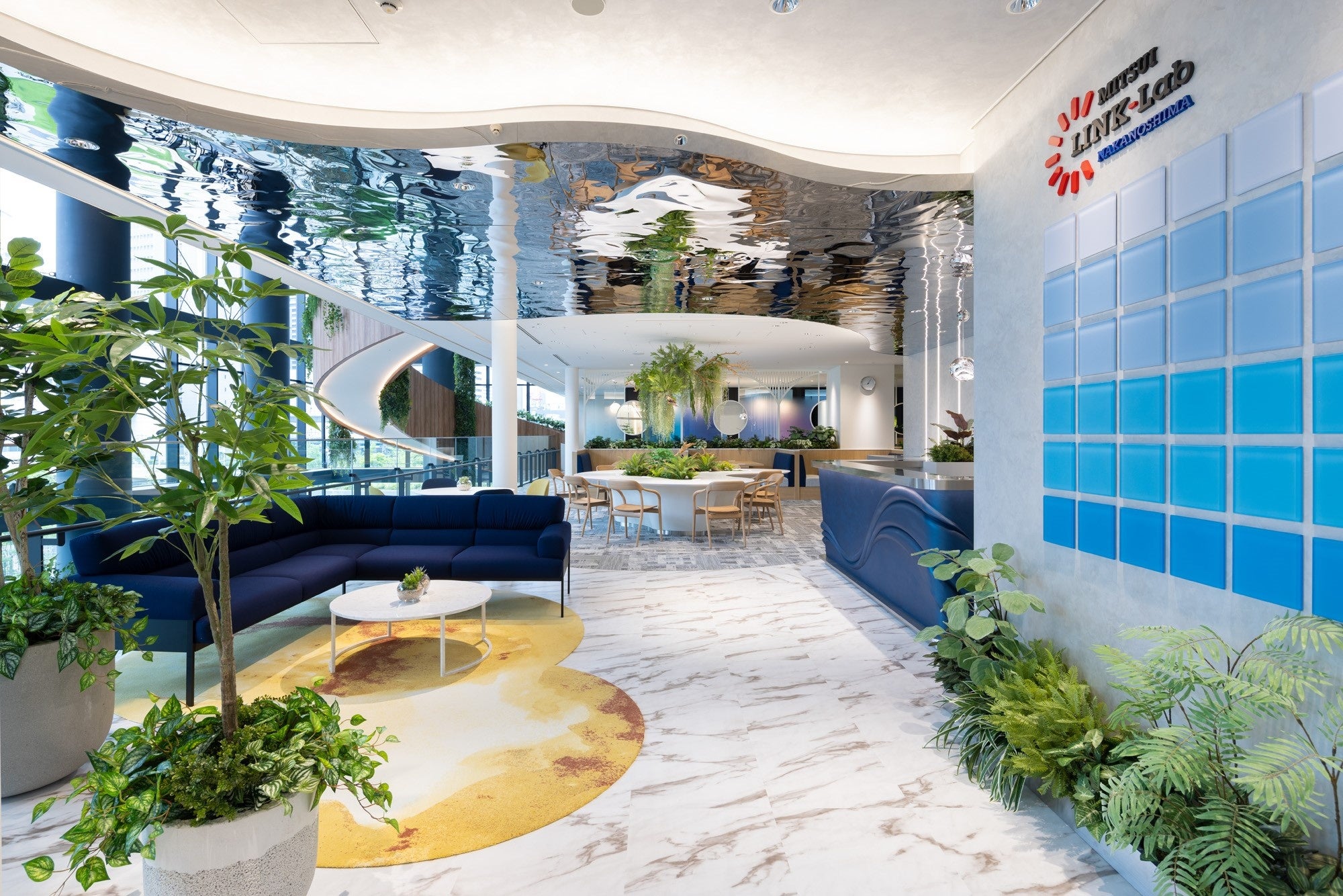 3階　総合受付・ラウンジ