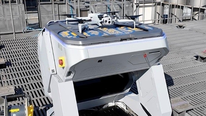 三井不動産×KDDIスマートドローン 日本初、高層ビル屋上でのAIドローンの遠隔飛行実証実験を実施 | 三井不動産株式会社のプレスリリース