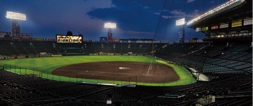 阪神甲子園球場球場模型と電光掲示板目覚ましセット　高校野球、甲子園 阪神甲子園球場球場模型と電光掲示板目覚ましセット 高校野球