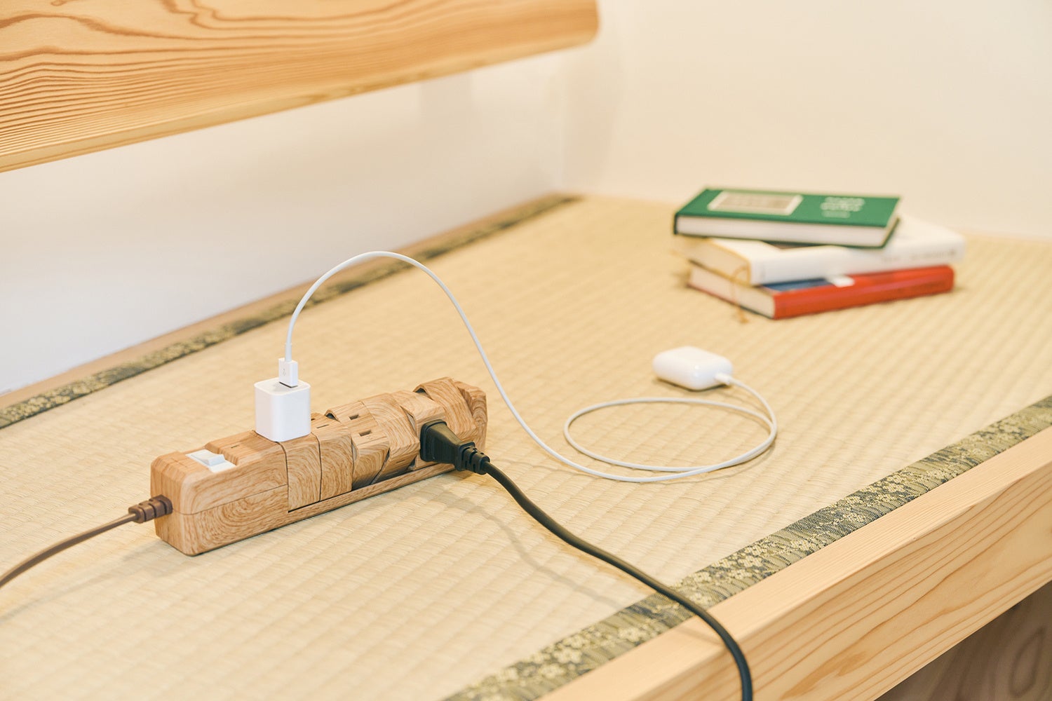 温かみ溢れるベージュウッド