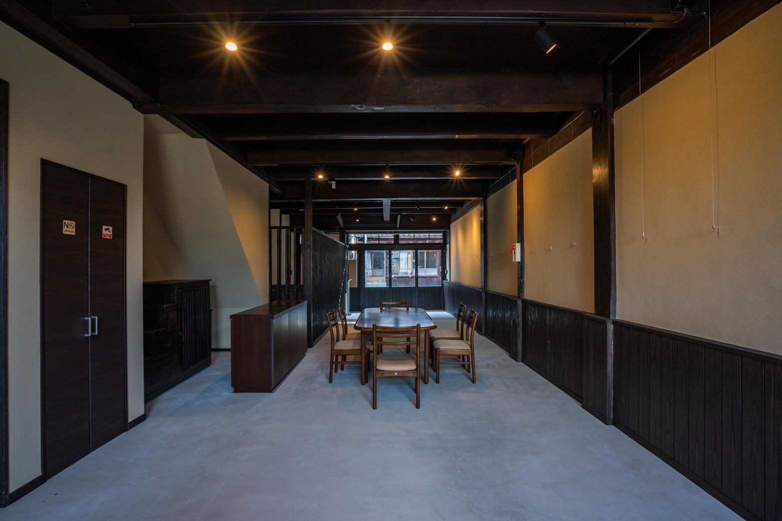 コミュニティースペースとも屋1F