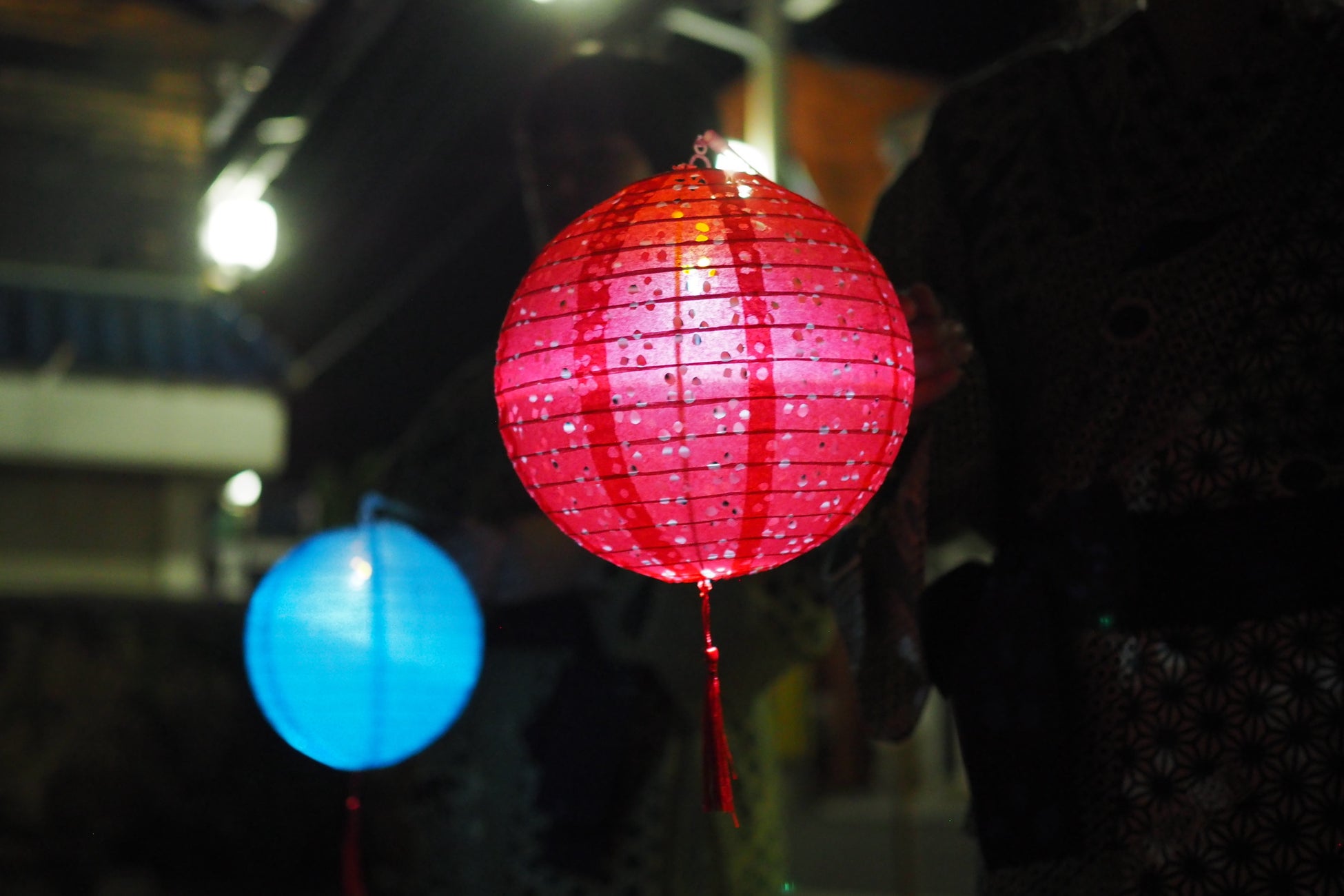 夜のまち歩き観光を盛り上げる地元ホテルとの連携企画 小豆島 迷路のまちで夜の提灯さんぽ 小豆島ヘルシーランド株式会社のプレスリリース 夜のまち歩き観光を盛り上げる地元ホテルとの連携企画 小豆島 迷路のまちで夜の提灯さんぽ 小豆島ヘルシーランド株式会社のプレスリリース