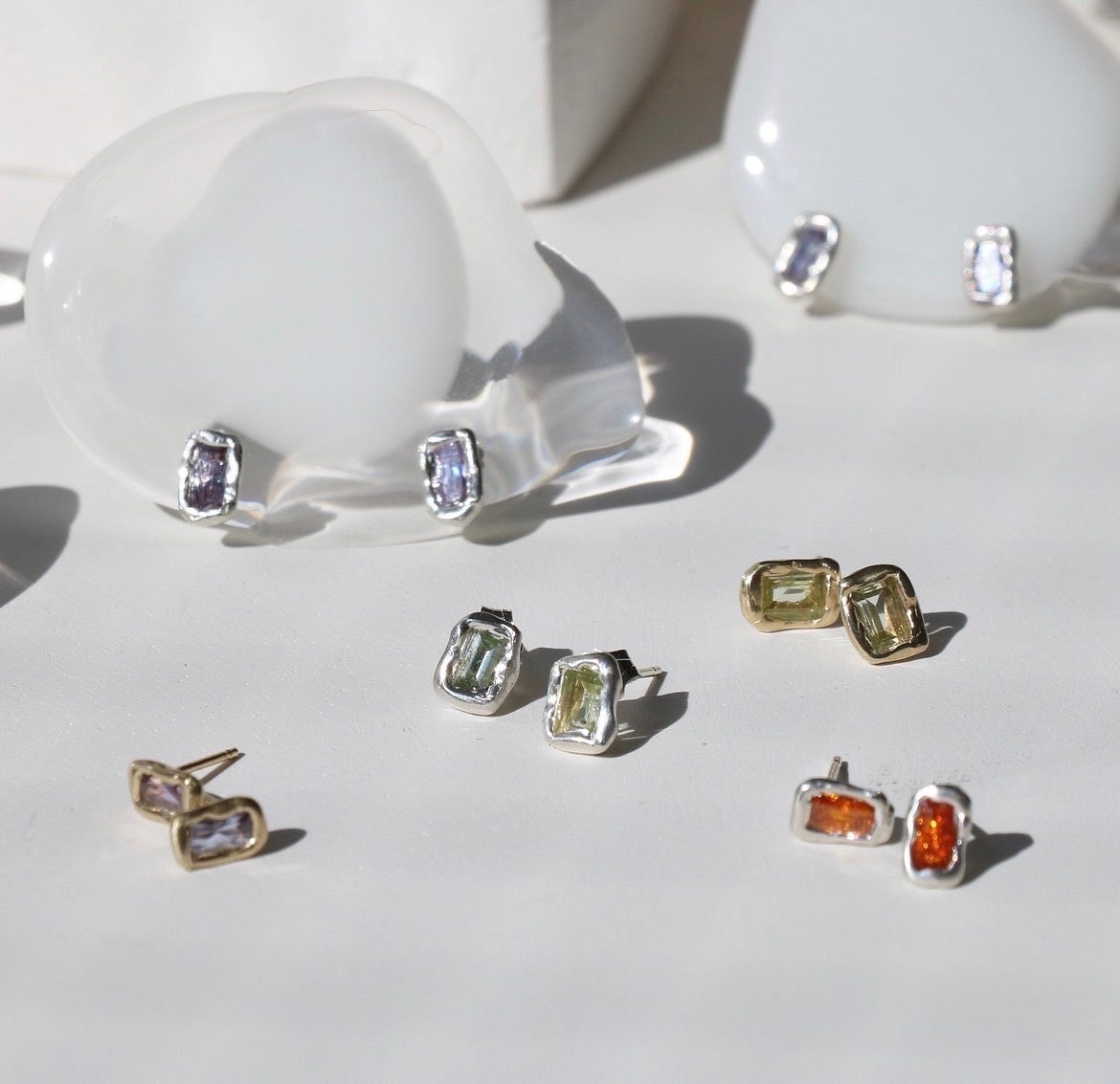 新作1点もの ランサナムピアス