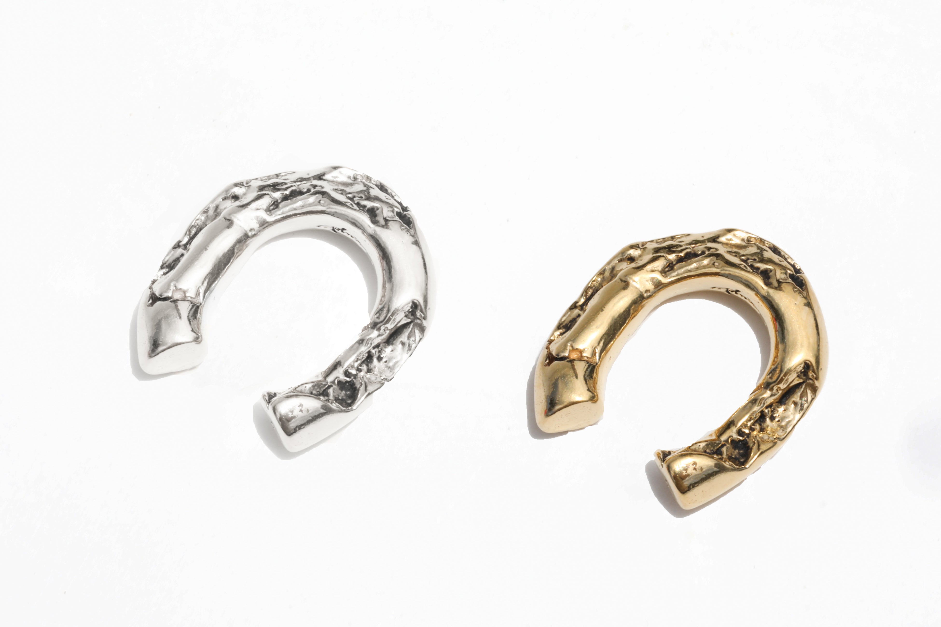 新作 タイムイヤーカフ