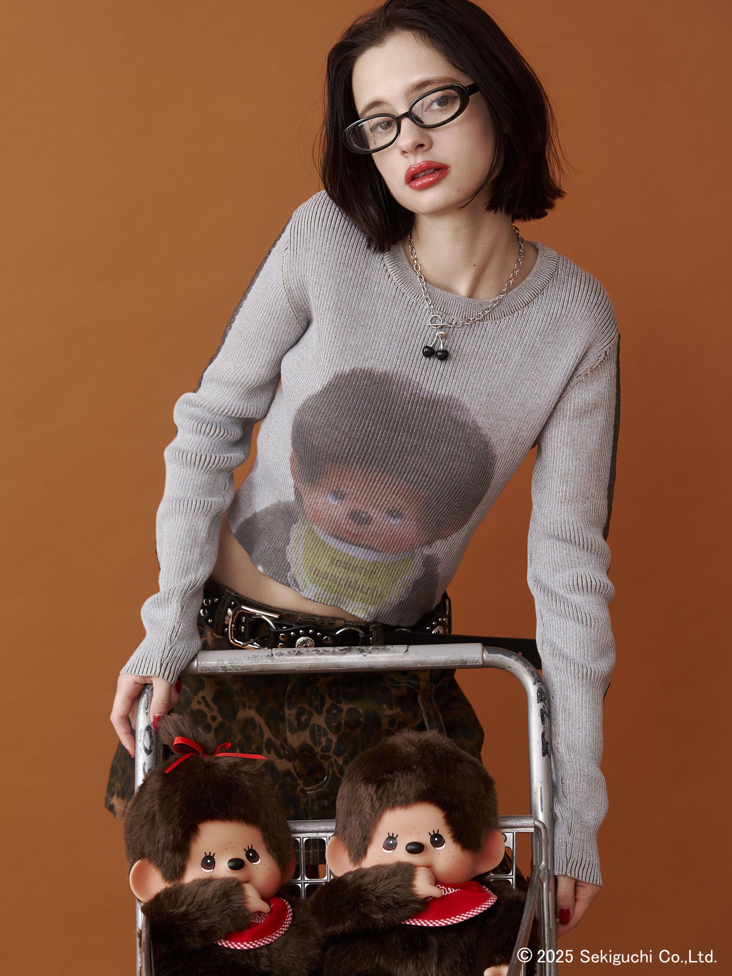 jouetie(ジュエティ)」おしゃぶりポーズとそばかすが可愛らしい