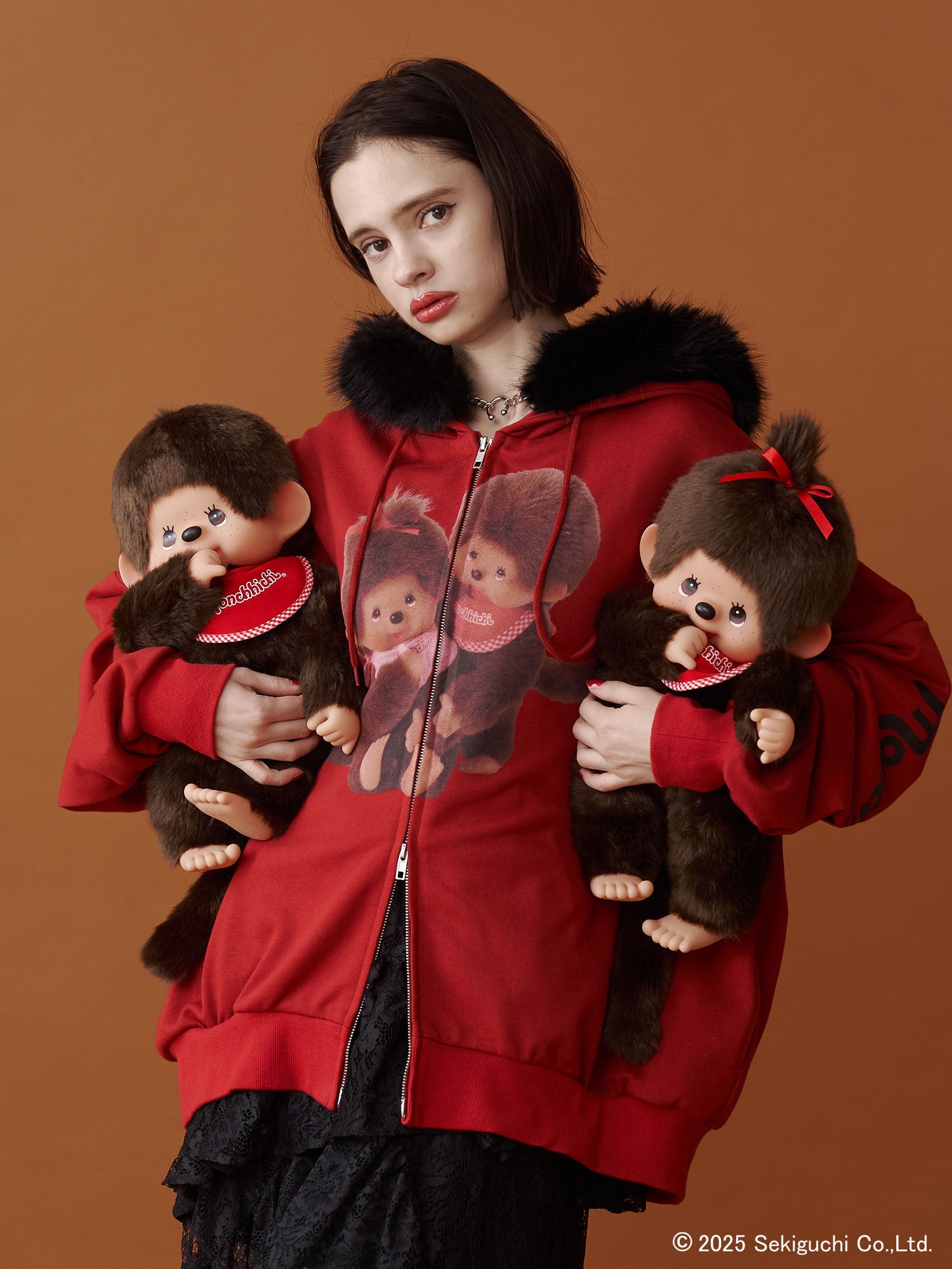 モンチッチ×ジュエティ　コラボ　2点セット jouetie(ジュエティ)」おしゃぶりポーズとそばかすが可愛らしい